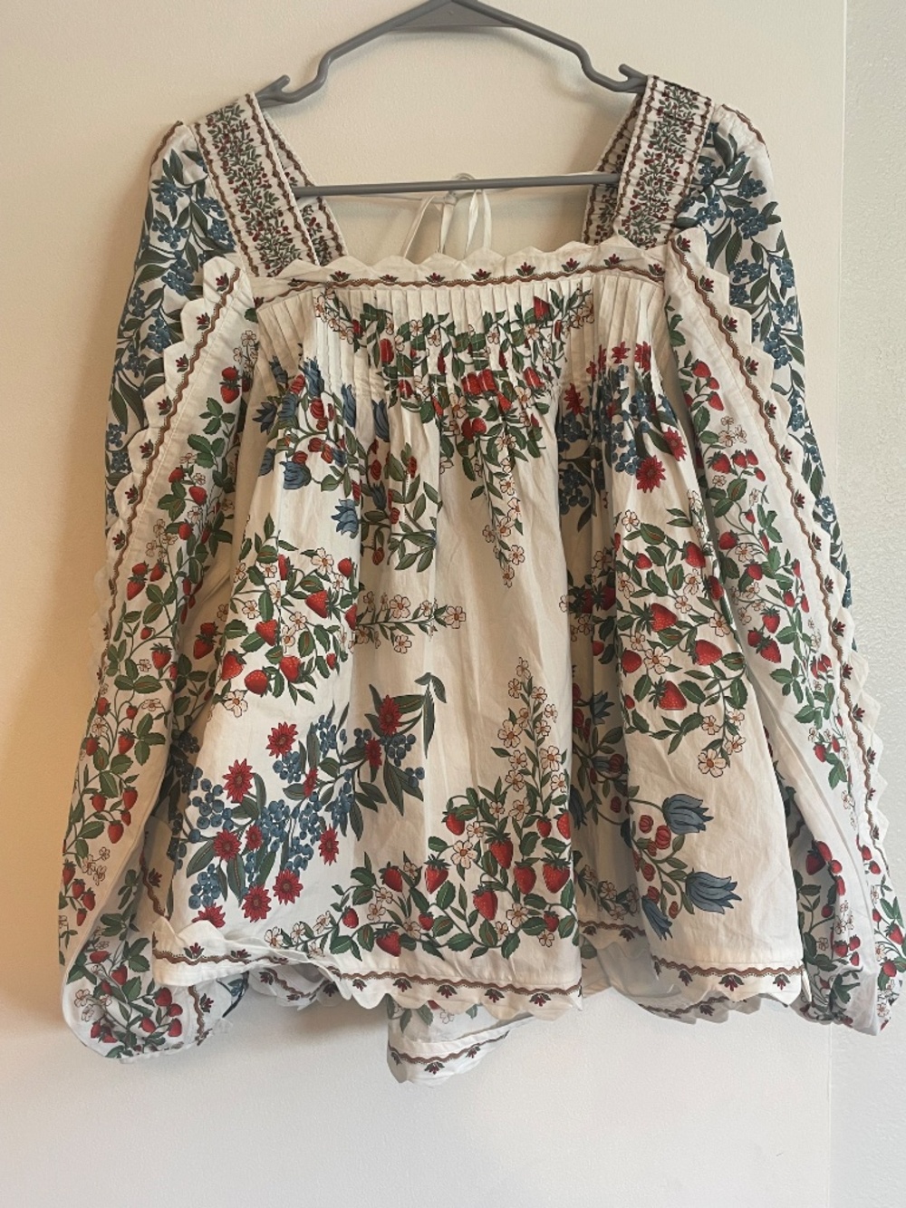 Farm Rio Blouse - Picture 4 of 4